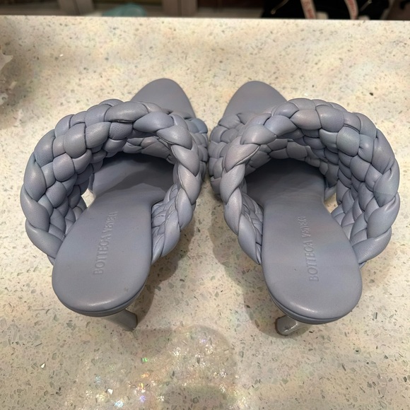 Bottega Veneta The Curve Light Blue Heeled Sandals - Picture 5 of 9